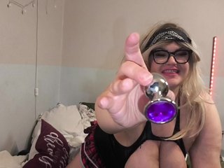 AllHolesLoveGirl Porn Show