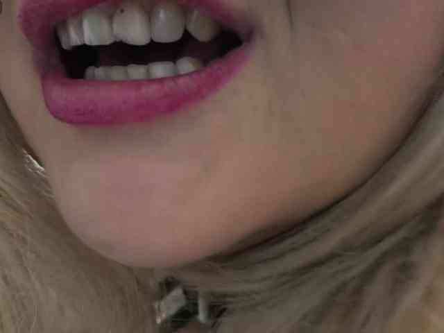 AllHolesLoveGirl webcam