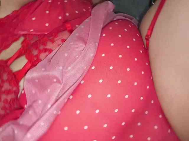 AllHolesLoveGirl webcam