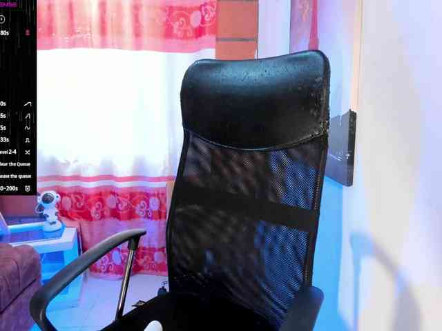 MaggieBrown webcam