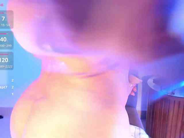 MaggieBrown webcam