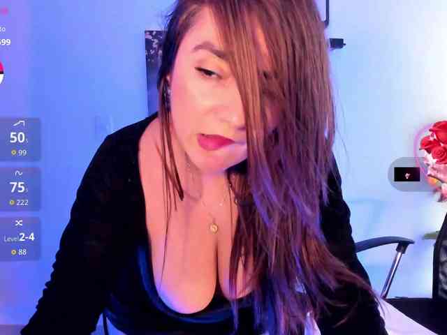 MaggieBrown webcam
