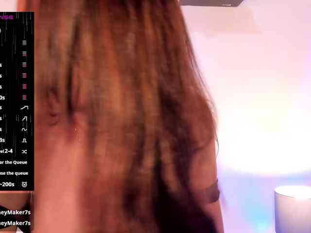 MaggieBrown webcam