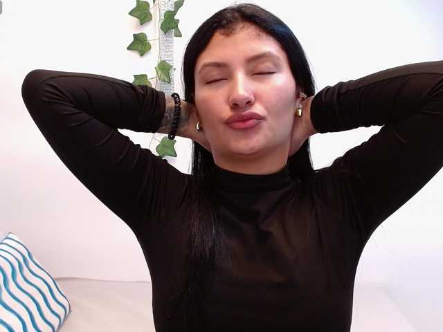 louisk2's BongaCams show and profile