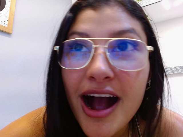 louisk2's BongaCams show and profile