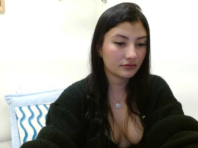 louisk2's BongaCams show and profile