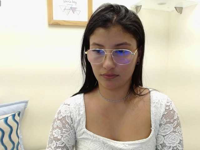 louisk2's BongaCams show and profile