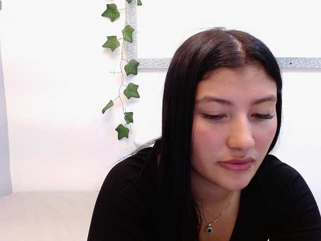 louisk2's BongaCams show and profile