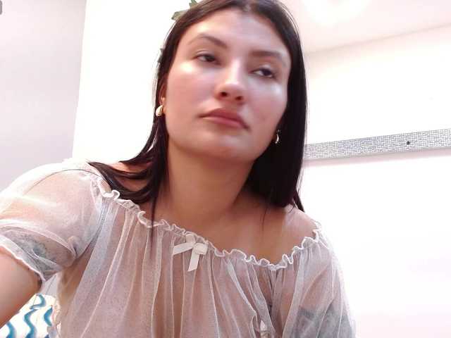 louisk2's BongaCams show and profile