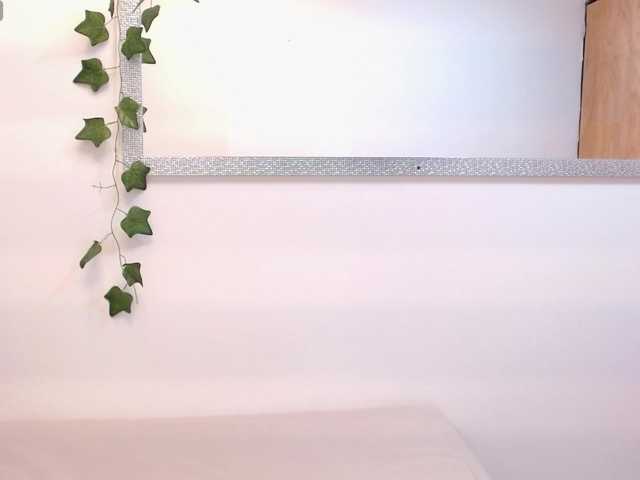 louisk2's BongaCams show and profile