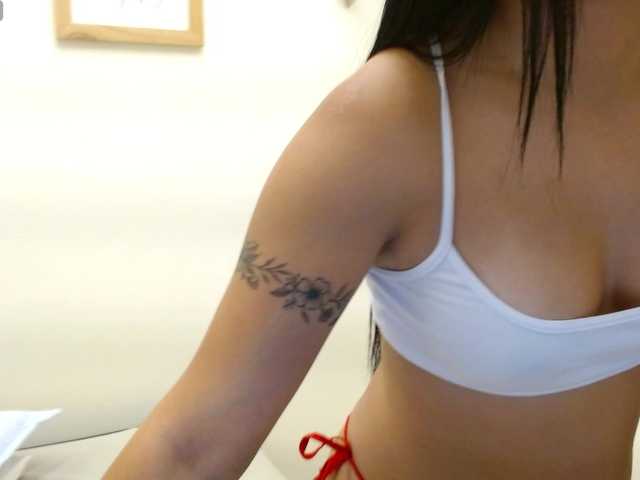 louisk2's BongaCams show and profile