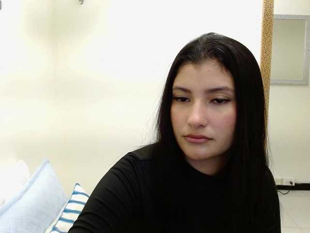 louisk2's BongaCams show and profile