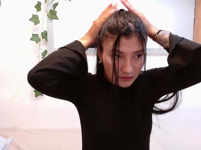 louisk2's BongaCams show and profile