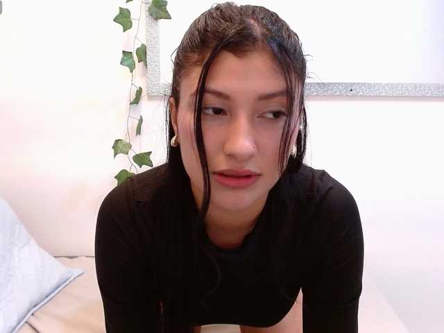 louisk2's BongaCams show and profile