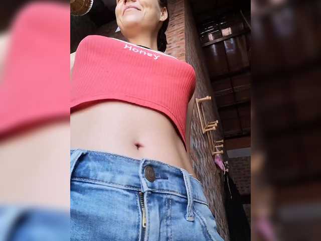 Malisha8's BongaCams show and profile