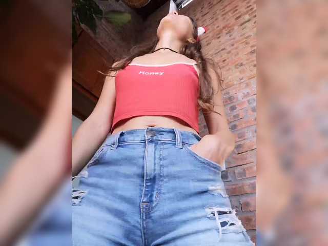 Malisha8's BongaCams show and profile