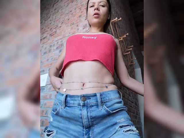 Malisha8's BongaCams show and profile