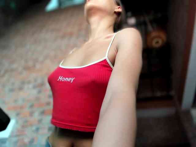 Malisha8 Live Webcam on BongaCams