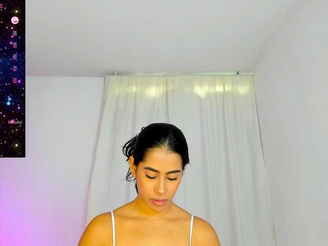 SteffanyRedx's BongaCams show and profile