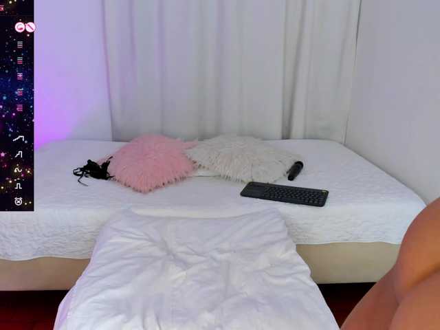 SteffanyRedx's BongaCams show and profile