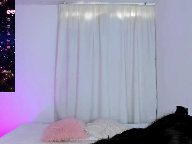 SteffanyRedx's BongaCams show and profile