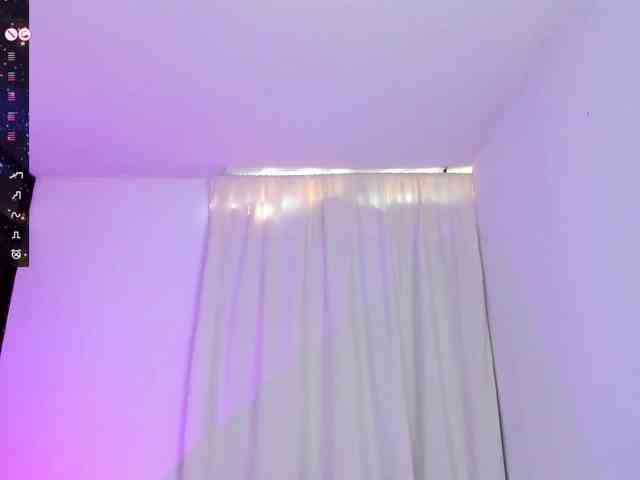 SteffanyRedx webcam