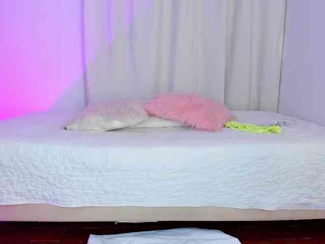 SteffanyRedx webcam