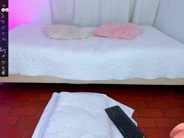 SteffanyRedx webcam