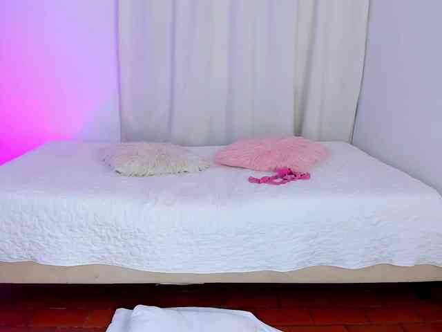 SteffanyRedx webcam