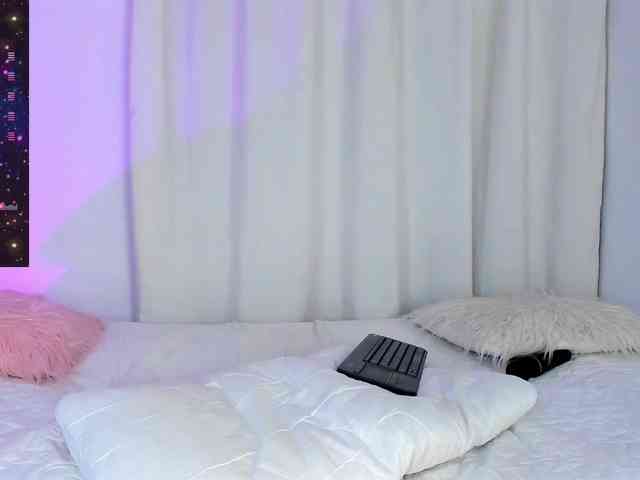SteffanyRedx webcam
