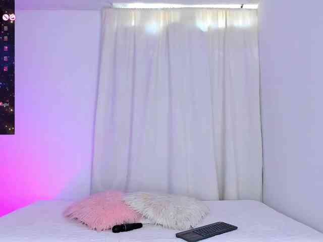 SteffanyRedx webcam
