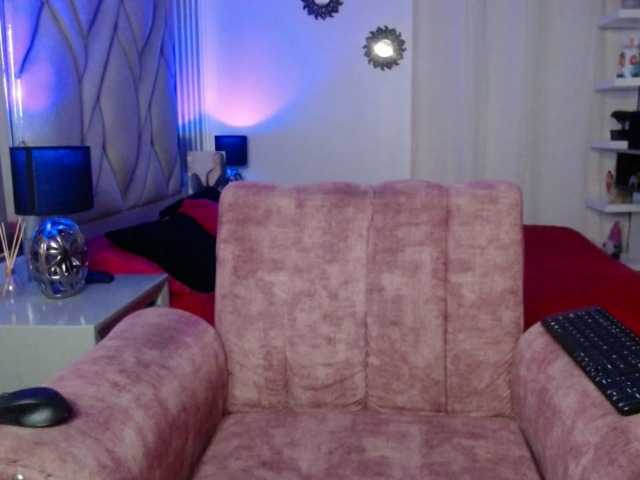 cristalb1's BongaCams show and profile