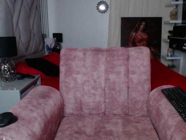 cristalb1's BongaCams show and profile