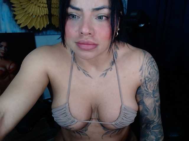 cristalb1's BongaCams show and profile