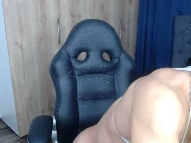 cristalb1's BongaCams show and profile