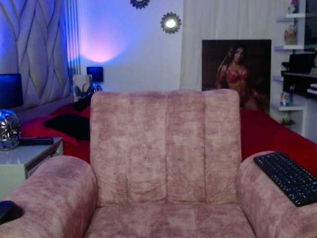 cristalb1's BongaCams show and profile