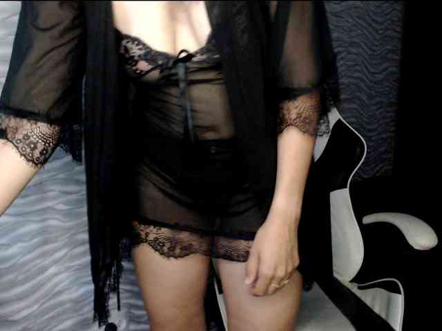 sexychery26a webcam