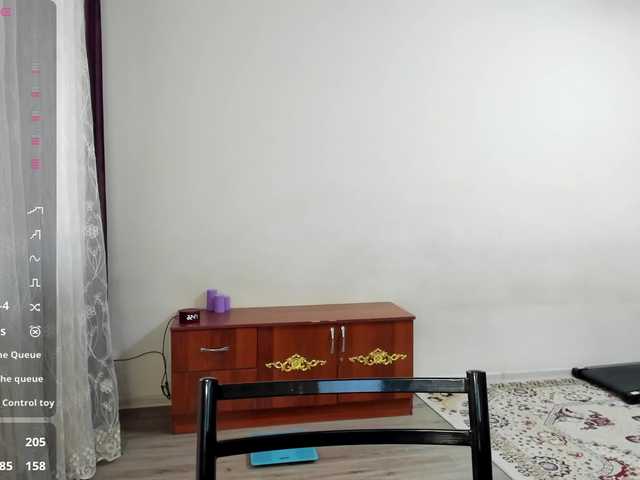 Mirenelma's BongaCams show and profile