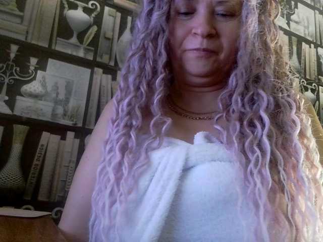 -Raven40-'s BongaCams show and profile