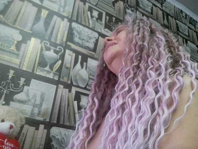 -Raven40-'s BongaCams show and profile