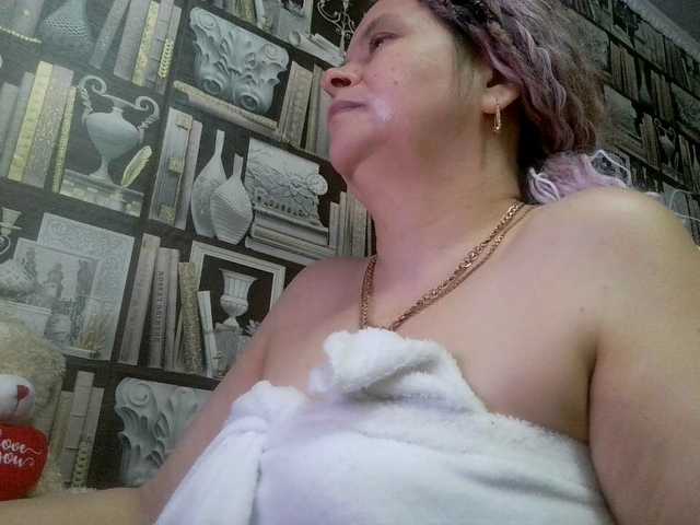 -Raven40-'s BongaCams show and profile