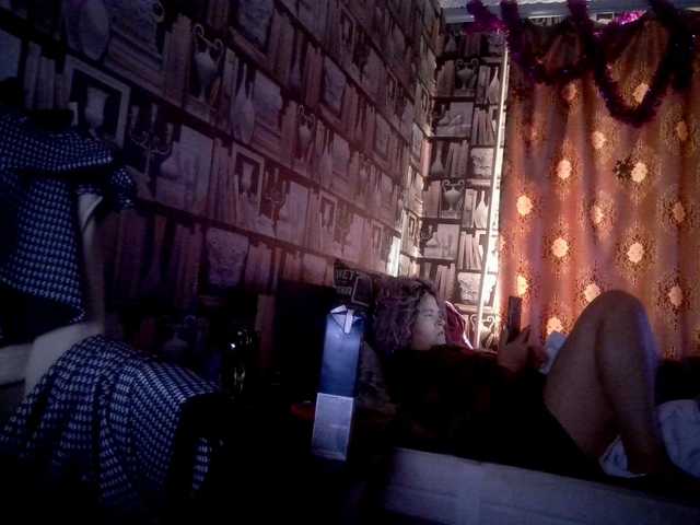 -Raven40-'s BongaCams show and profile