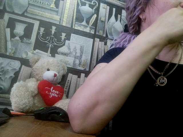 -Raven40-'s BongaCams show and profile