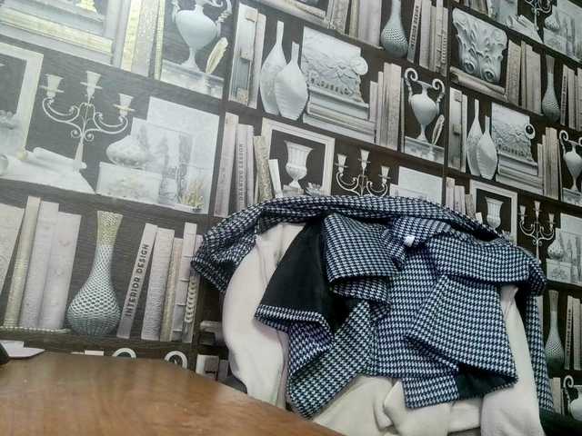 -Raven40-'s BongaCams show and profile