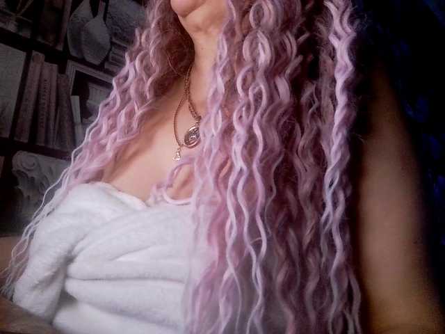 -Raven40-'s BongaCams show and profile