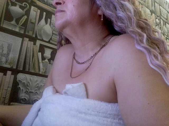 -Raven40-'s BongaCams show and profile