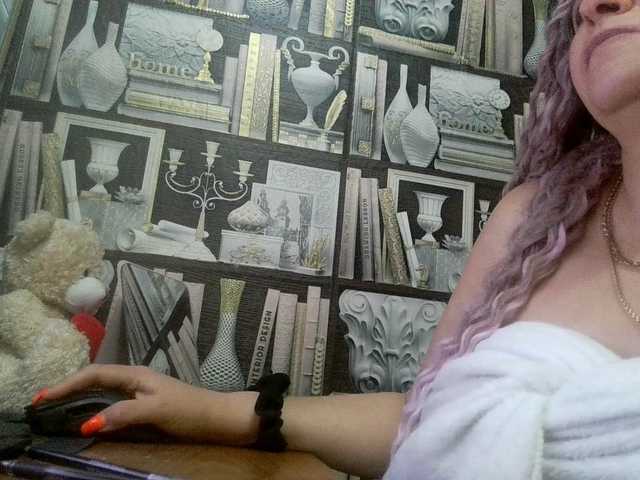 -Raven40-'s BongaCams show and profile