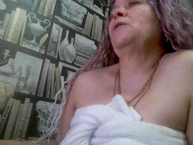 -Raven40- Live Webcam on BongaCams