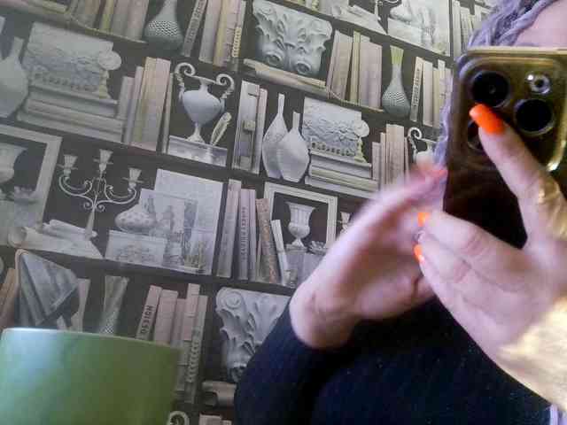 -Artemida-777 webcam