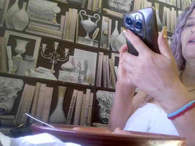 -Artemida-777 webcam